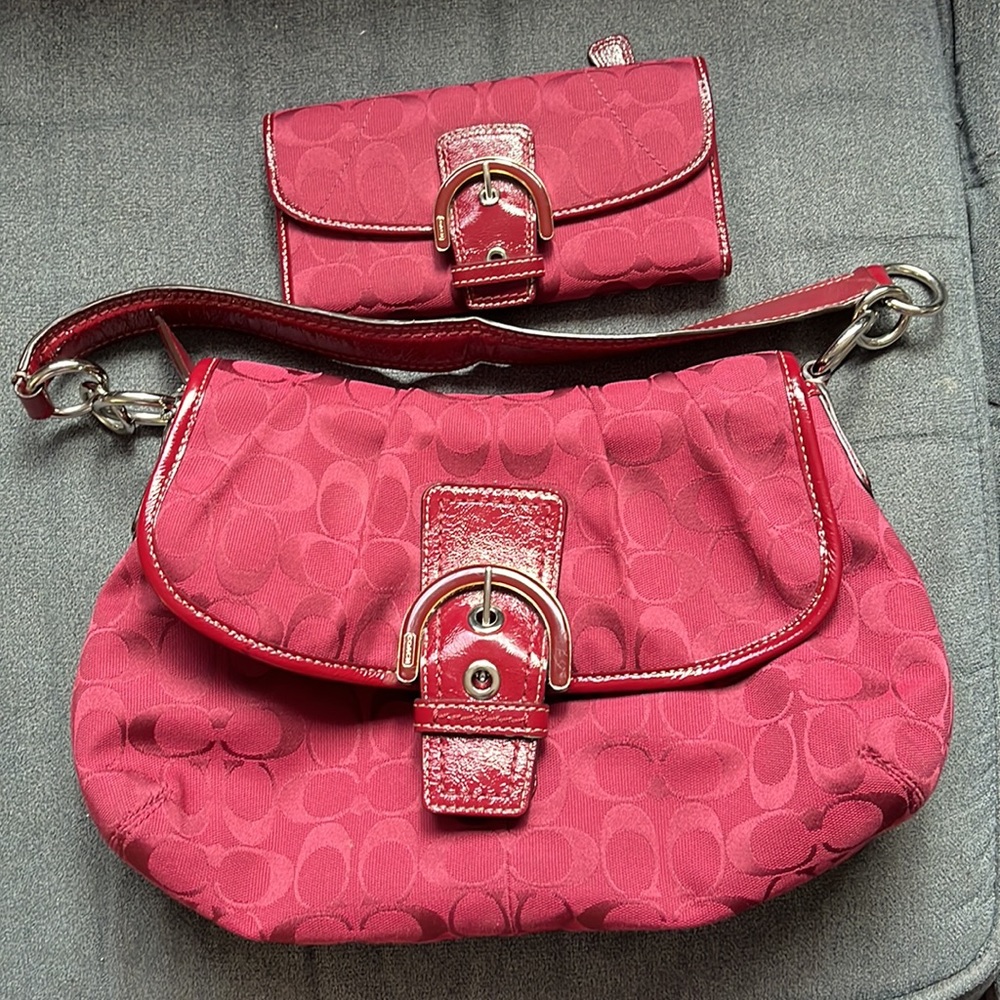 Coach’s Vintage Canvas Jacquard Hobo Handbag w/ matching wallet in Maroon